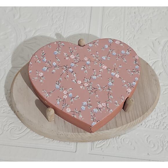 Coaster Set Homewarmers By Valorie Hearts with Wood Base Cottagecore Shabby Chic - Picture 4 of 10